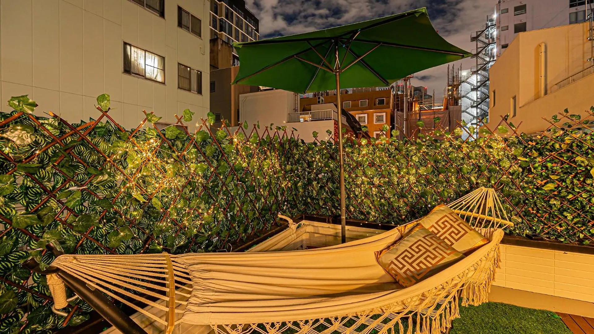 春5Gwifi Tokyodome皇居1Km〜 Roofgarden 上野秋葉原銀座東京2Km～都心 Japan