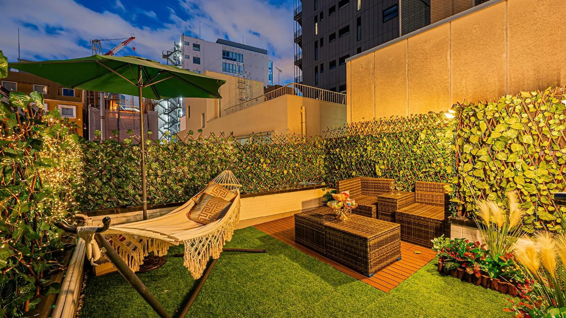 春5Gwifi Tokyodome皇居1Km〜 Roofgarden 上野秋葉原銀座東京2Km～都心